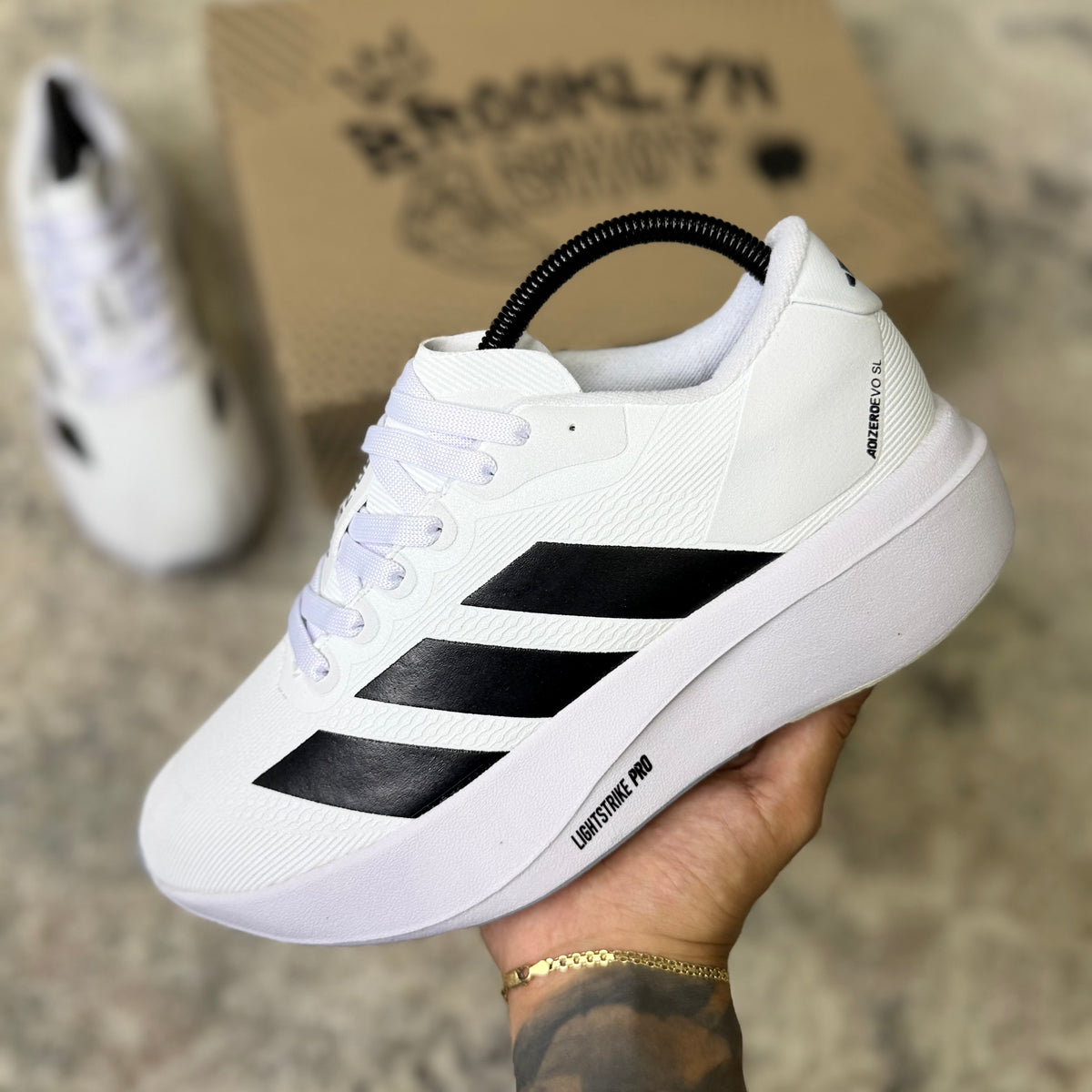 ADIZERO EVO SL