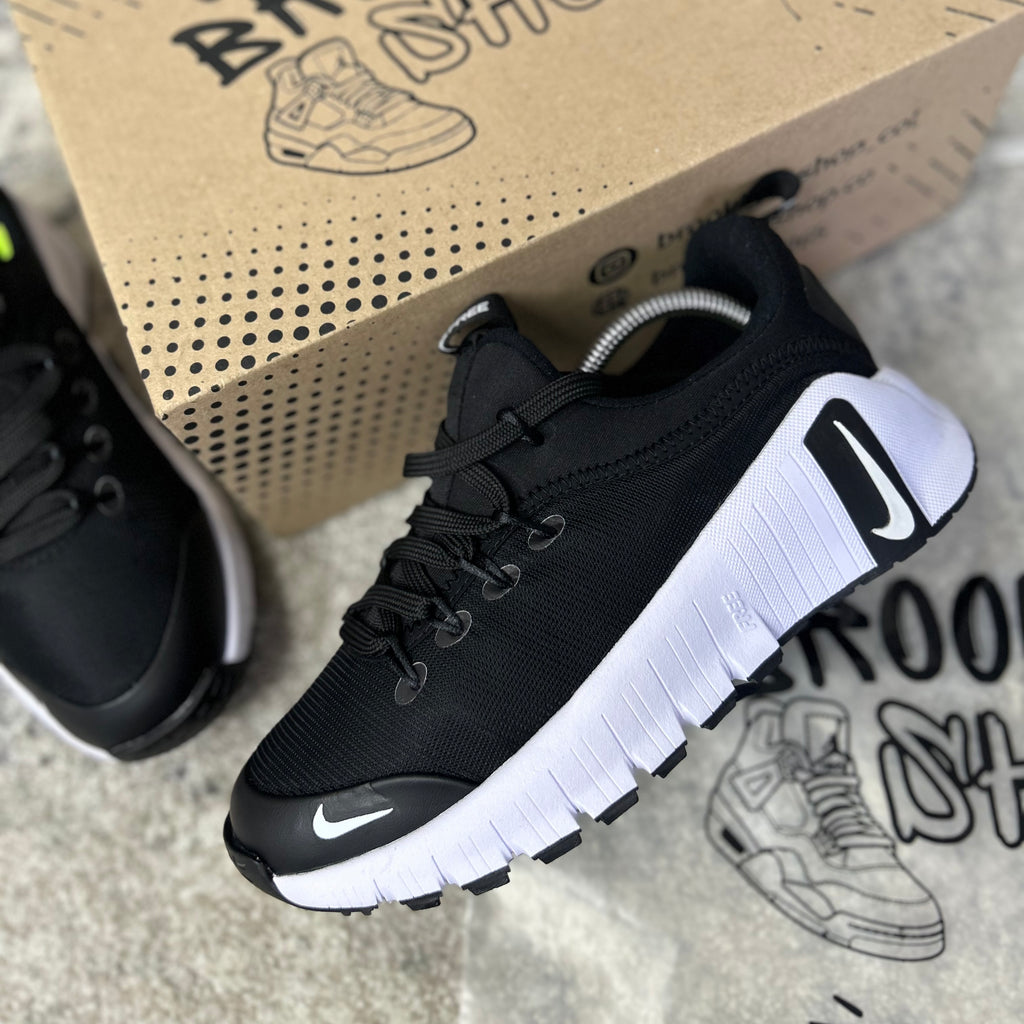 NIKE METCON FREE 6