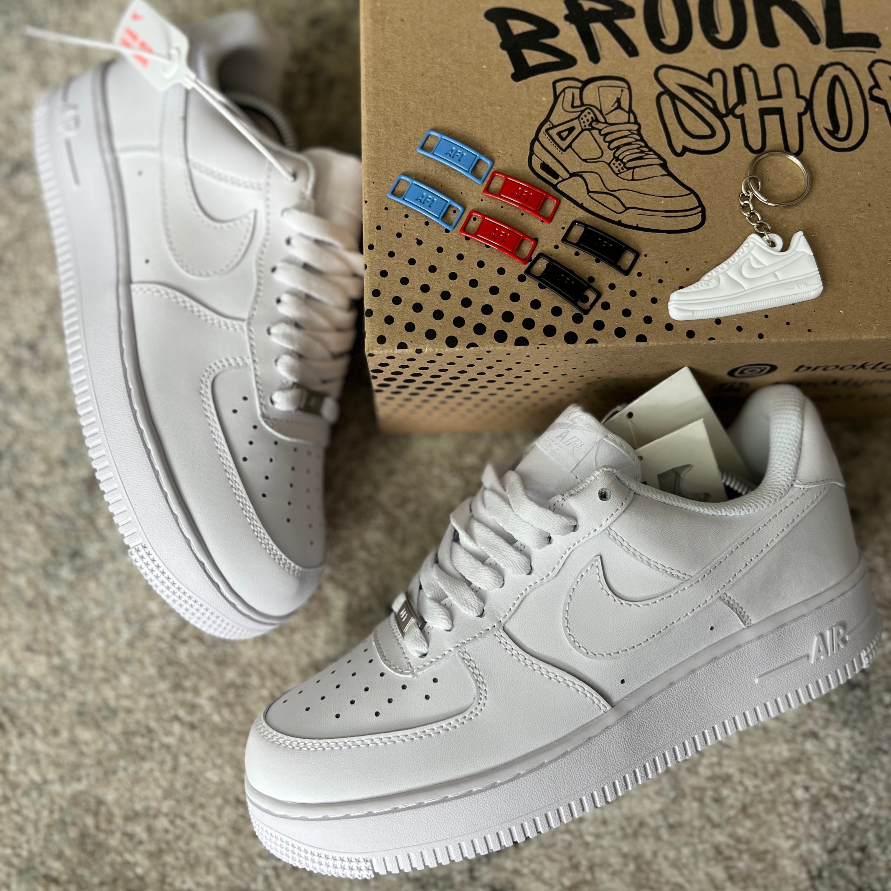 AIR FORCE ONE - (AAA)