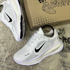 NIKE VOMERO 18