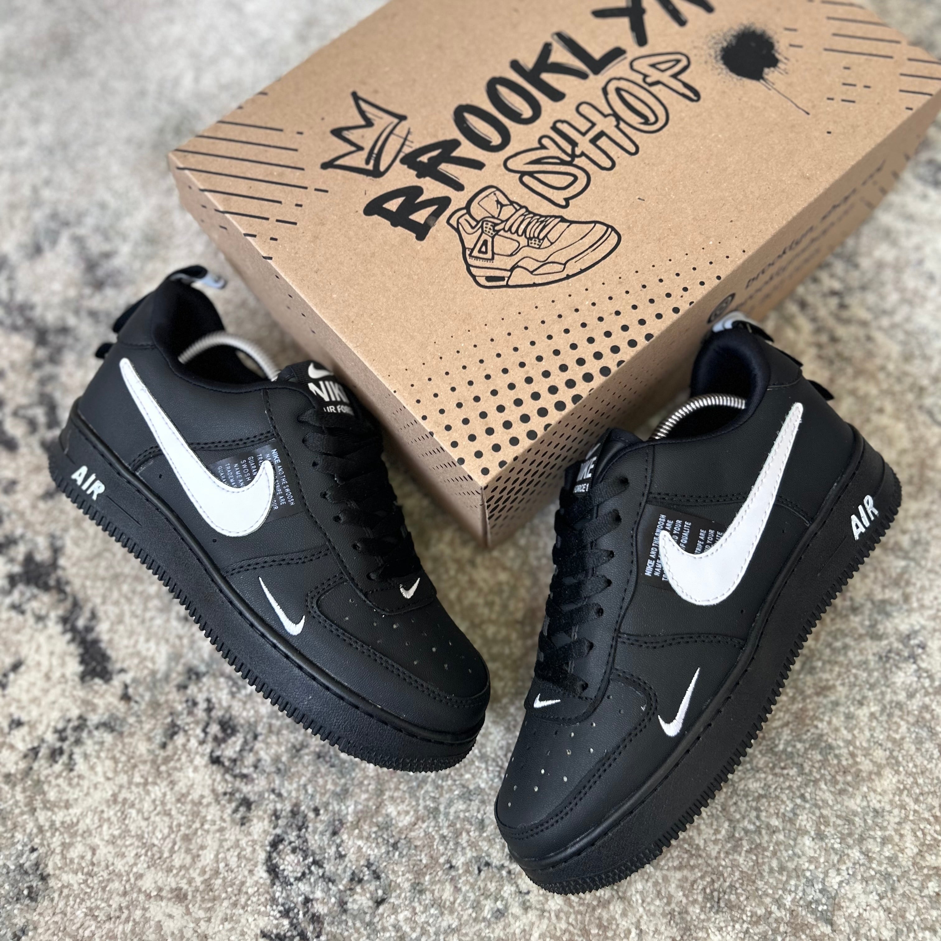 NIKE AIR FORCE 1 - LEGEND