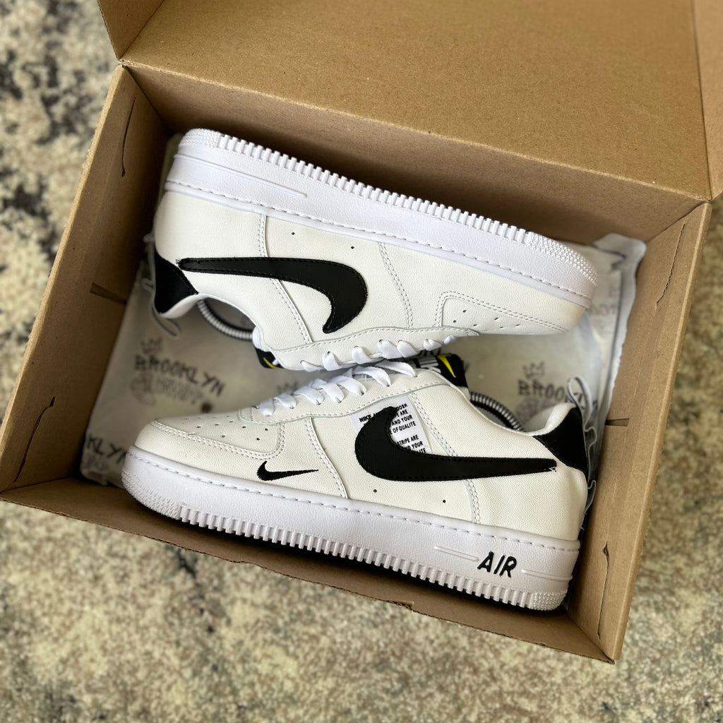 NIKE AIR FORCE 1 - LEGEND