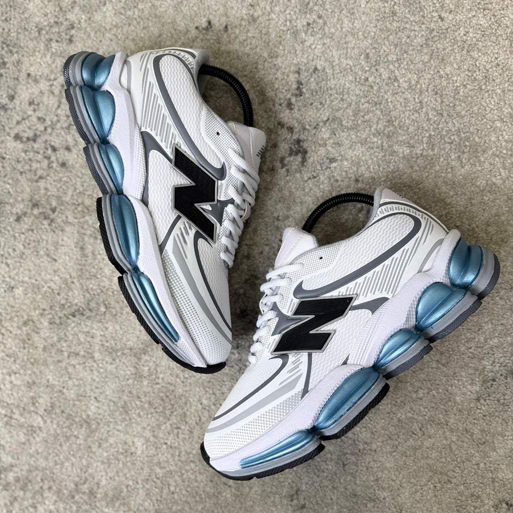 NEW BALANCE 2000