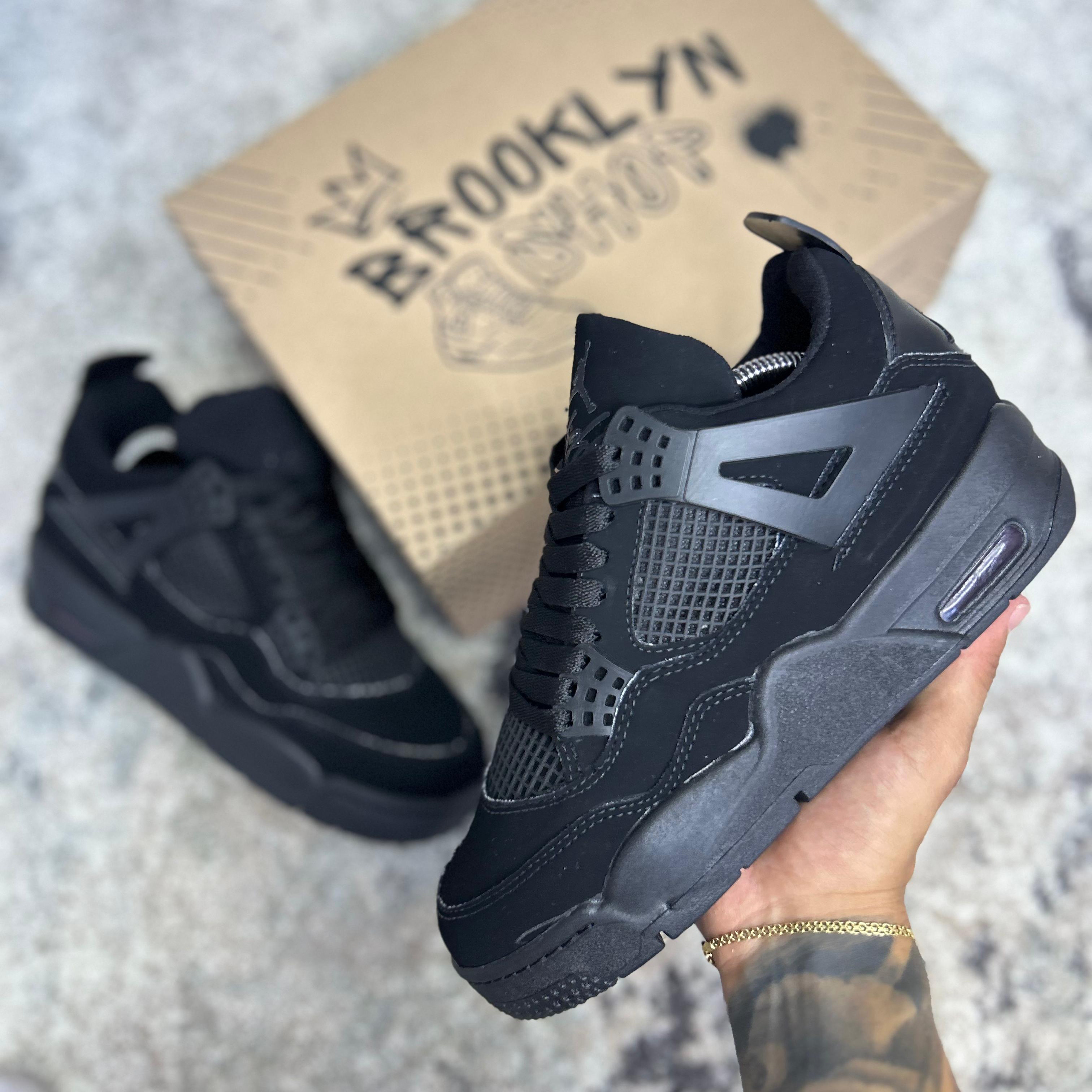 AIR JORDAN RETRO 4