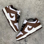 NIKE SB DUNK